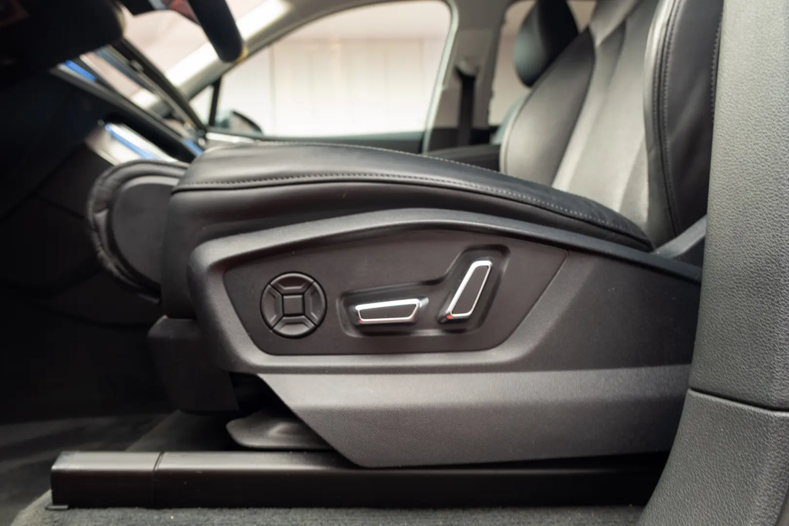 AUDI Q7 50TDI QUATTRO 3 S Linne, Garantie 2027