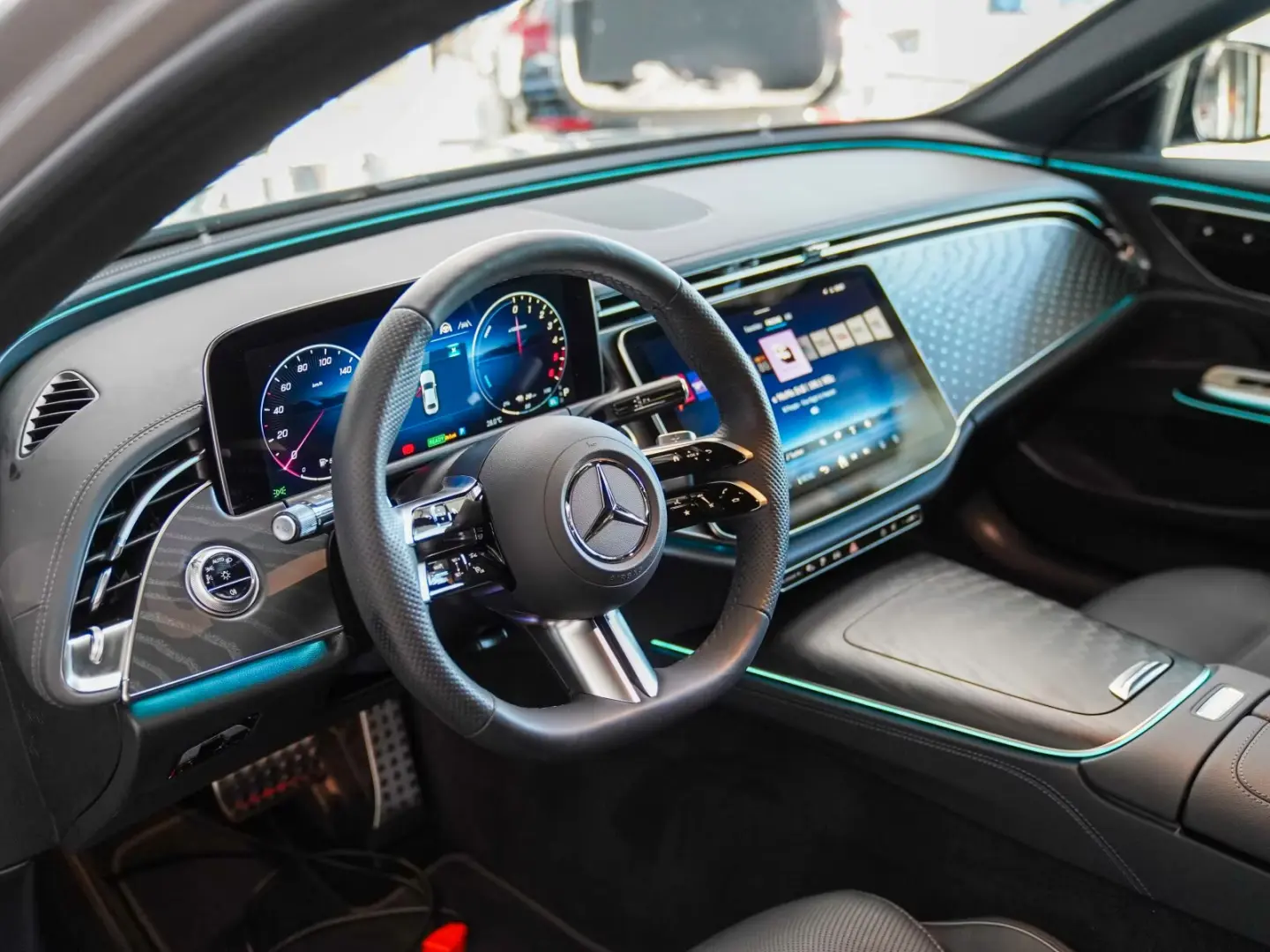 Mercedes-Benz E 300 de AMG Line Night Leder 20