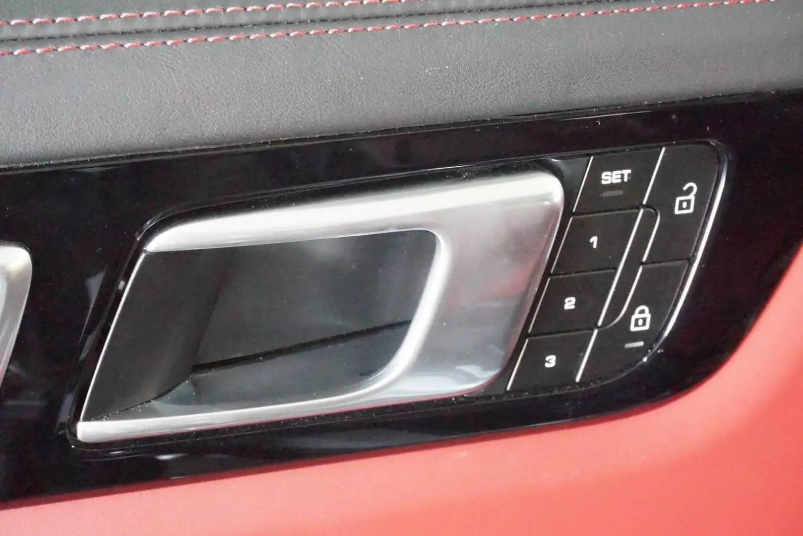 Cayenne Coupe Platinum Edition 3.0 V6