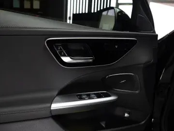 Mercedes-Benz C300 4Matic Hibrid