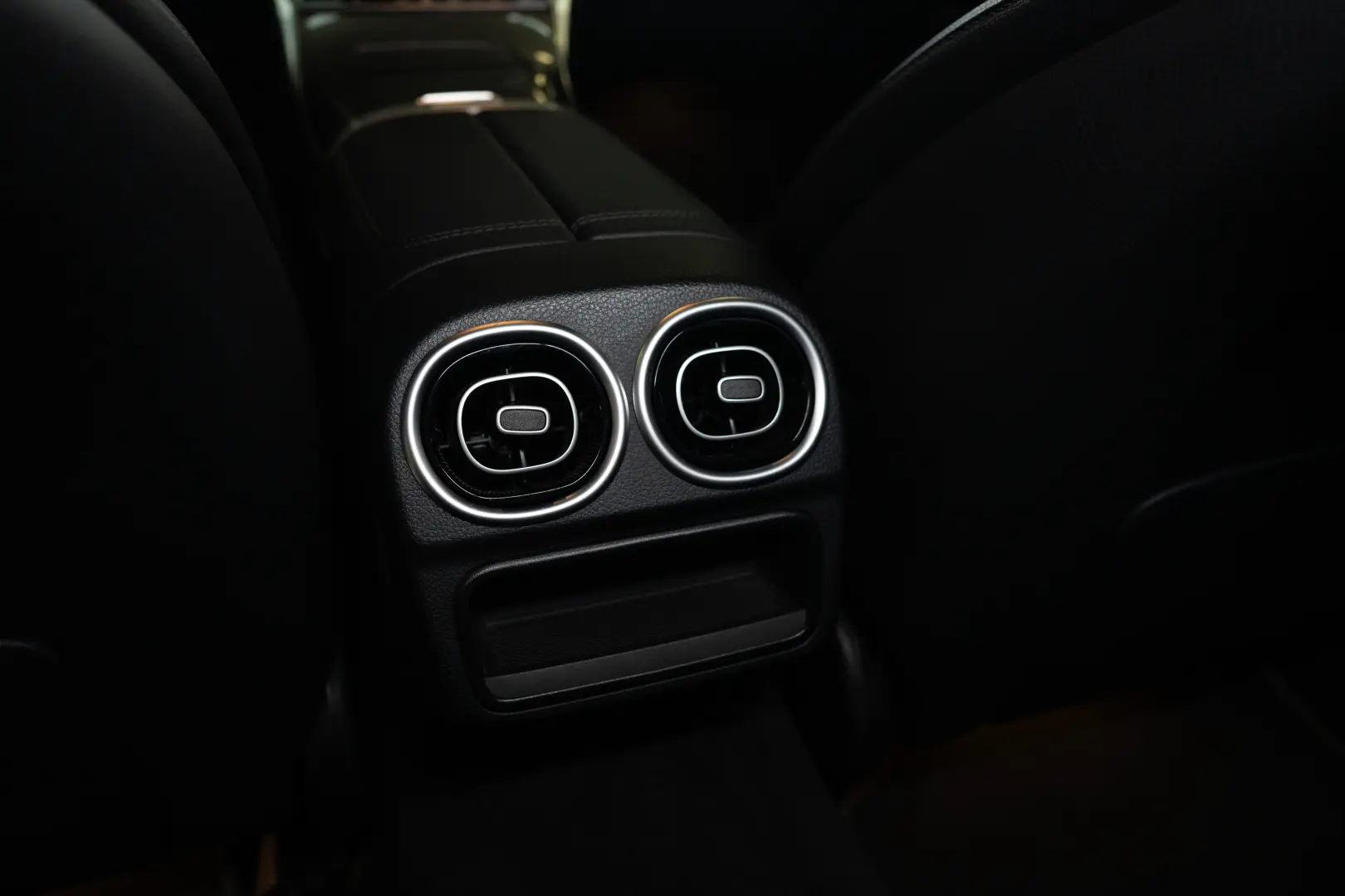 Mercedes-Benz C300 4Matic Hibrid