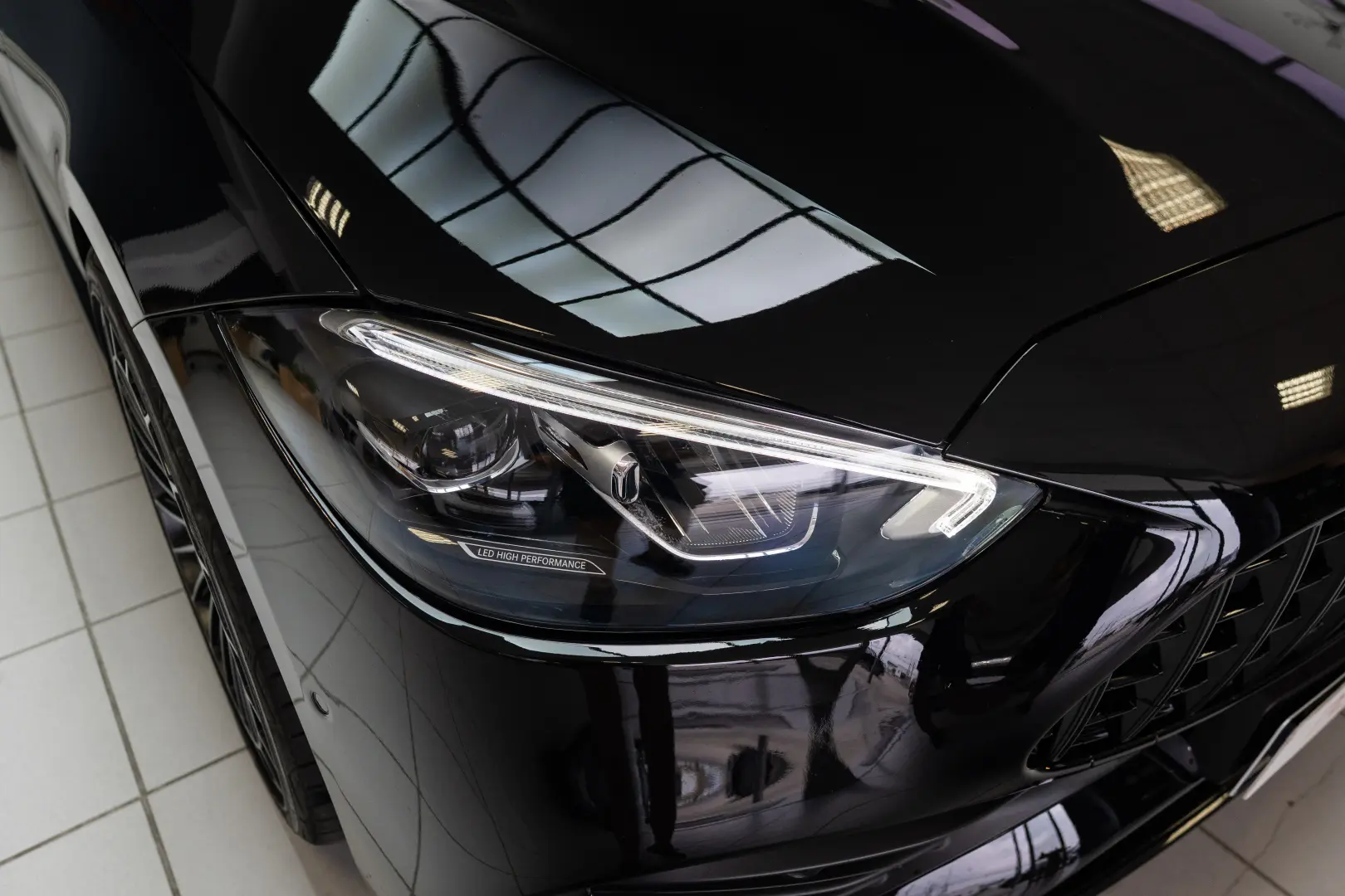 Mercedes-Benz C300 4Matic Hibrid