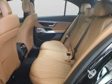 Mercedes-Benz E 300 de AMG Prem  PANO DISTR 360