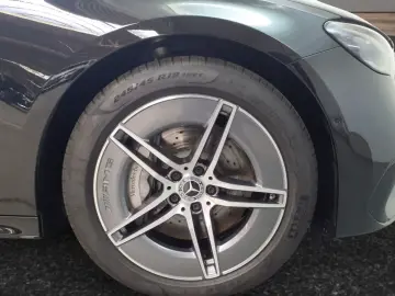 Mercedes-Benz E 300 de AMG Prem  PANO DISTR 360