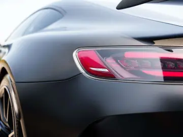 AMG GT R 4.0 V8 BiTurbo - Burmester high end - F