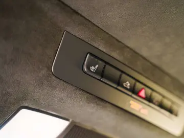 AMG GT R 4.0 V8 BiTurbo - Burmester high end - F