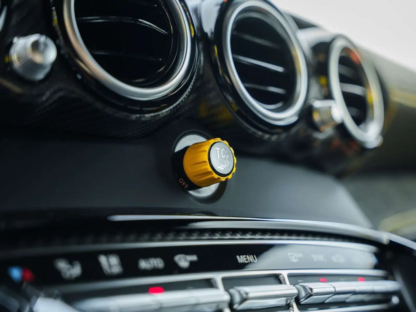AMG GT R 4.0 V8 BiTurbo - Burmester high end - F
