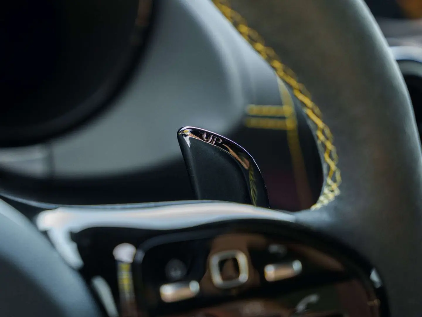 AMG GT R 4.0 V8 BiTurbo - Burmester high end - F