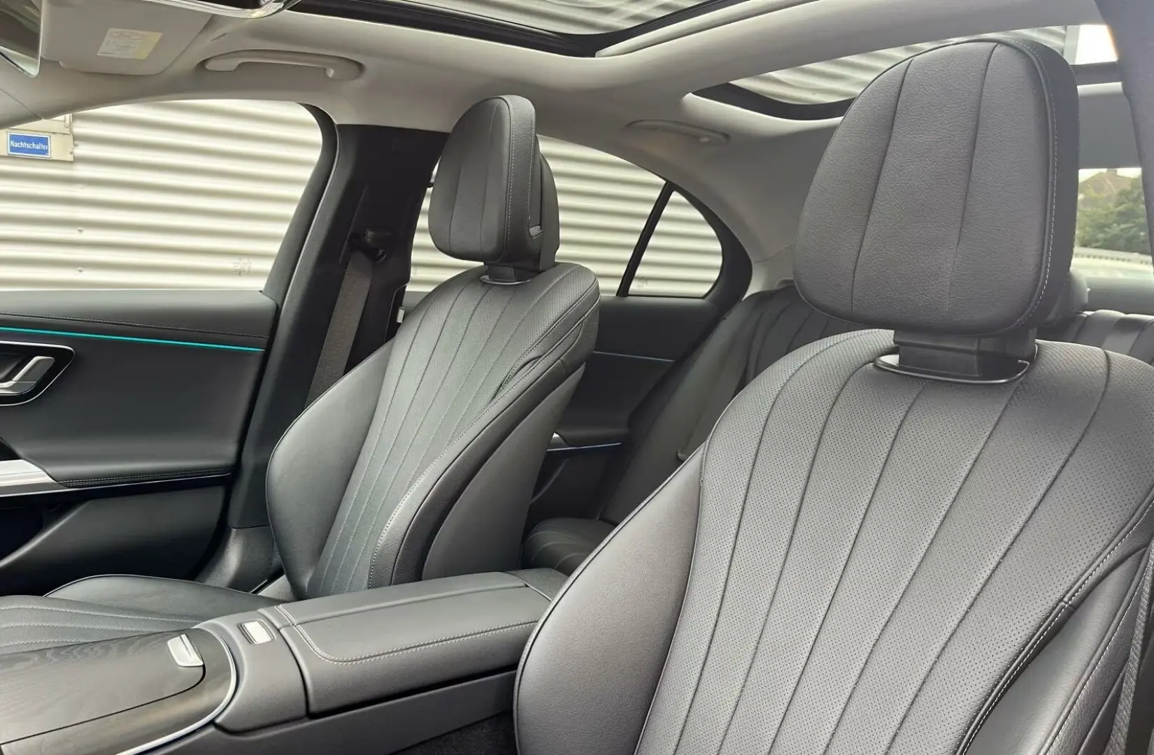 Mercedes-Benz E 300 de 4M ExclusivePrem  20AMG Pano