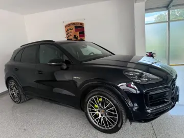 Cayenne E-Hybrid - SPORTPAKET- SPORT DESIGN PAKE
