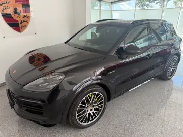 Cayenne E-Hybrid - SPORTPAKET- SPORT DESIGN PAKE