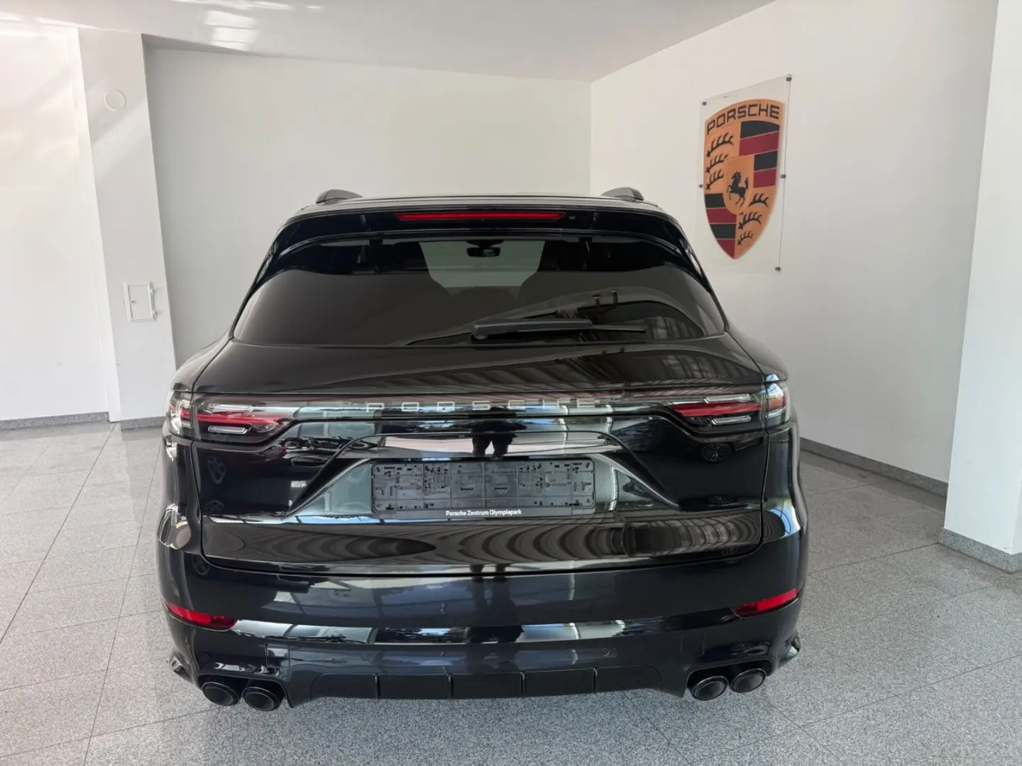 Cayenne E-Hybrid - SPORTPAKET- SPORT DESIGN PAKE