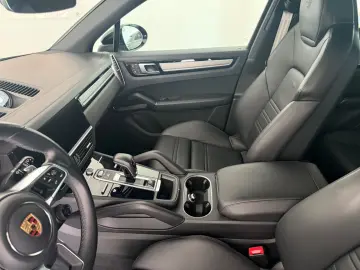 Cayenne E-Hybrid - SPORTPAKET- SPORT DESIGN PAKE