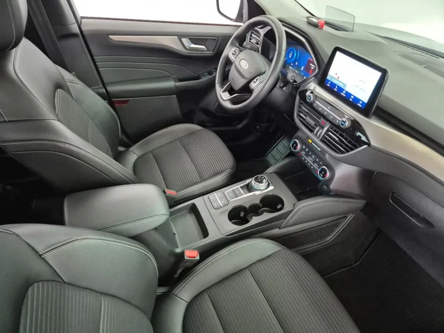 Ford Kuga 2,5 Duratec FHEV AWD