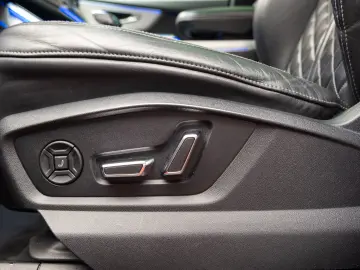 AUDI Q8 55 TFSI e Quattro - Plug in Hybrid