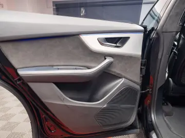 AUDI Q8 55 TFSI e Quattro - Plug in Hybrid