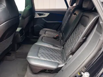 AUDI Q8 55 TFSI e Quattro - Plug in Hybrid