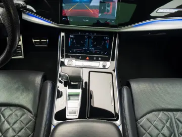 AUDI Q8 55 TFSI e Quattro - Plug in Hybrid