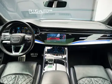 AUDI Q8 55 TFSI e Quattro - Plug in Hybrid
