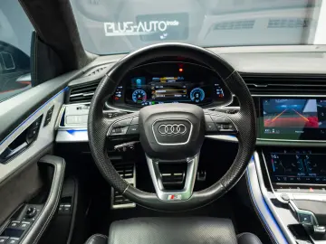 AUDI Q8 55 TFSI e Quattro - Plug in Hybrid