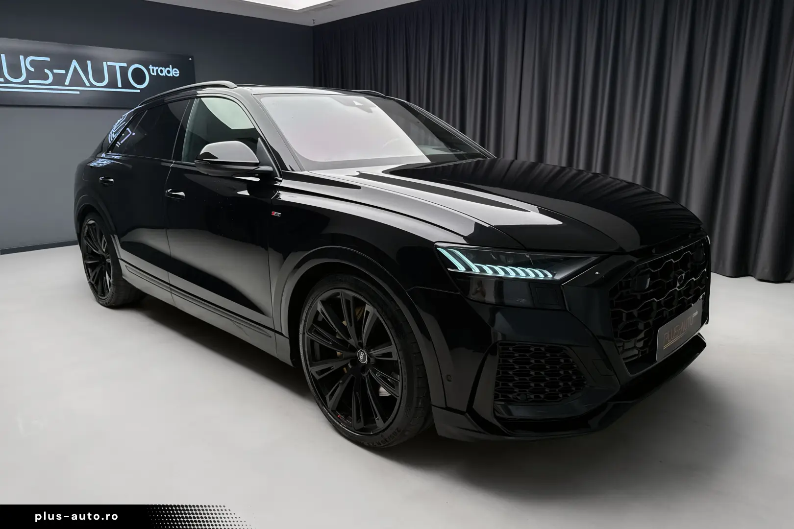 AUDI Q8 55 TFSI e Quattro - Plug in Hybrid