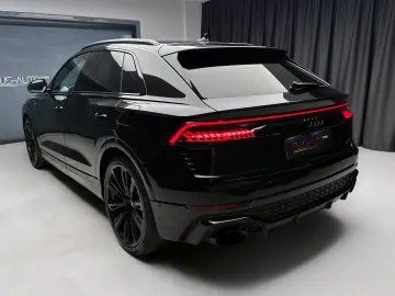 AUDI Q8 55 TFSI e Quattro - Plug in Hybrid