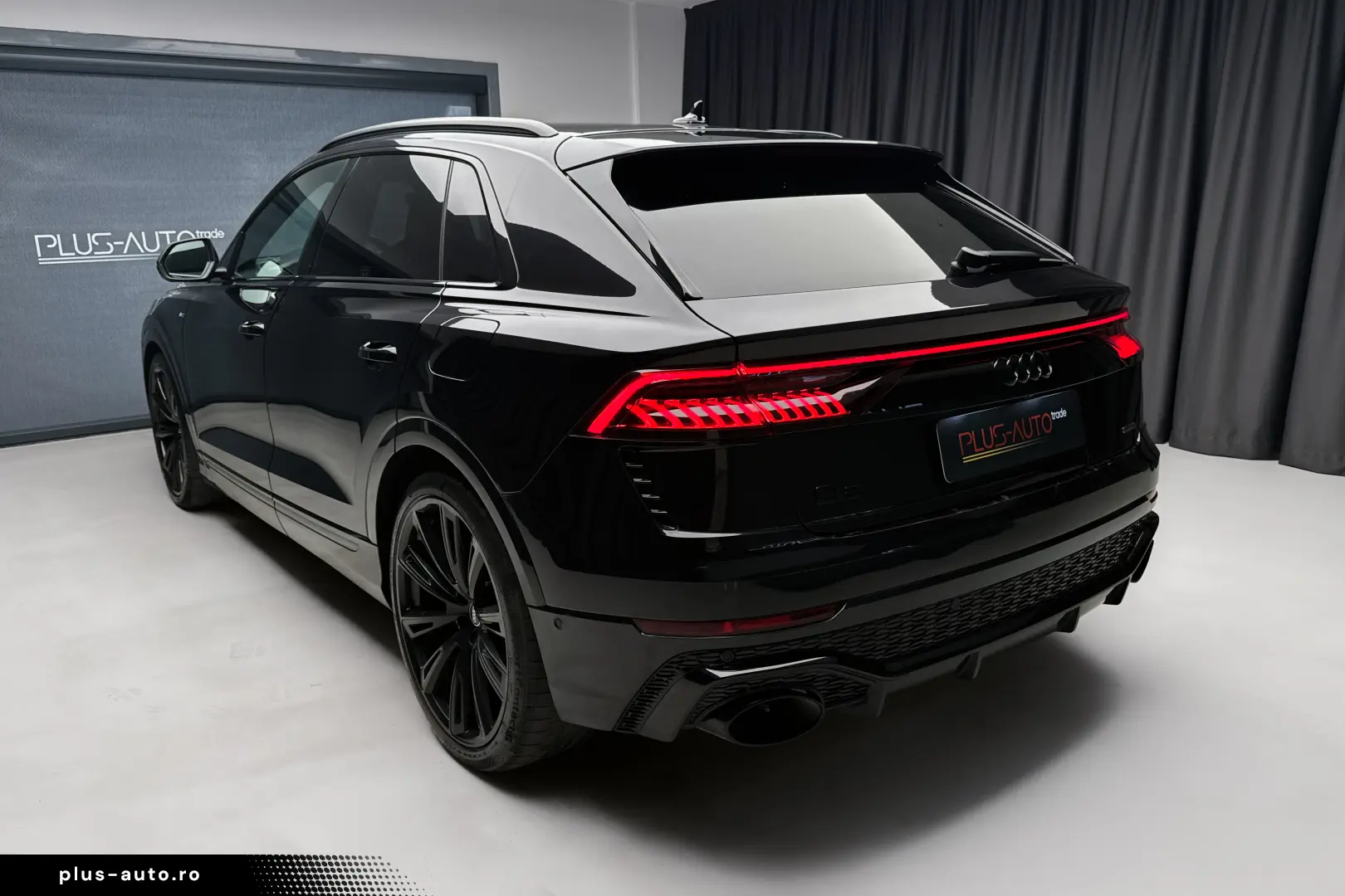 AUDI Q8 55 TFSI e Quattro - Plug in Hybrid
