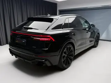 AUDI Q8 55 TFSI e Quattro - Plug in Hybrid