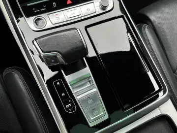 AUDI Q8 55 TFSI e Quattro - Plug in Hybrid