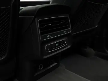AUDI Q8 55 TFSI e Quattro - Plug in Hybrid