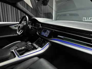 AUDI Q8 55 TFSI e Quattro - Plug in Hybrid
