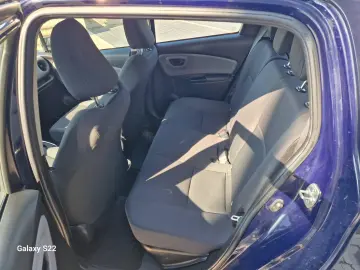 Toyota Yaris 1.5 VVT-i HSD Terra