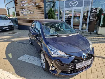 Toyota Yaris 1.5 VVT-i HSD Terra