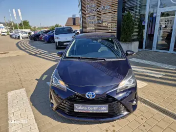 Toyota Yaris 1.5 VVT-i HSD Terra