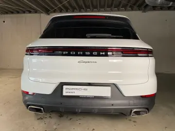 Cayenne E-Hybrid | Nachtsicht | InnoDrive |