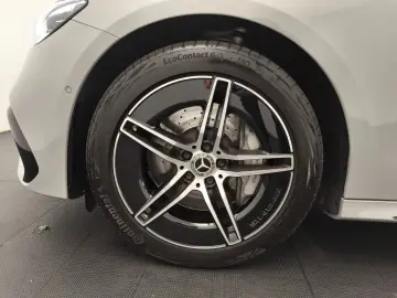 E 400 e 4M AMG Night Pano FahrassiPlus AHK Leder