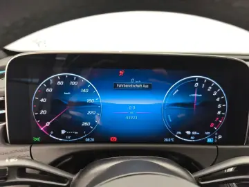 E 400 e 4M AMG Night Pano FahrassiPlus AHK Leder