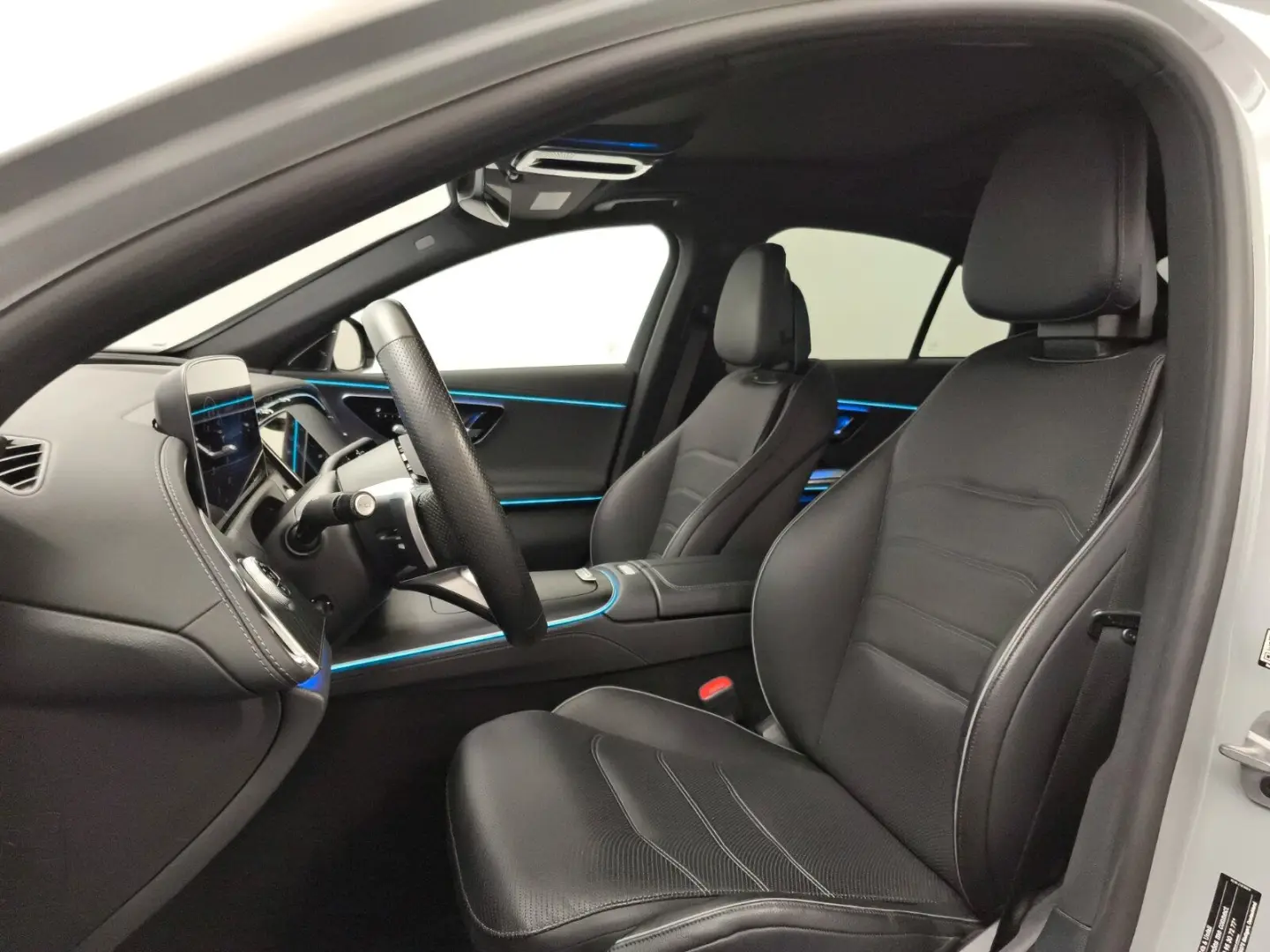 E 400 e 4M AMG Night Pano FahrassiPlus AHK Leder