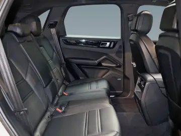 Porsche Cayenne E-Hybrid Luft; Pano; BOSE;
