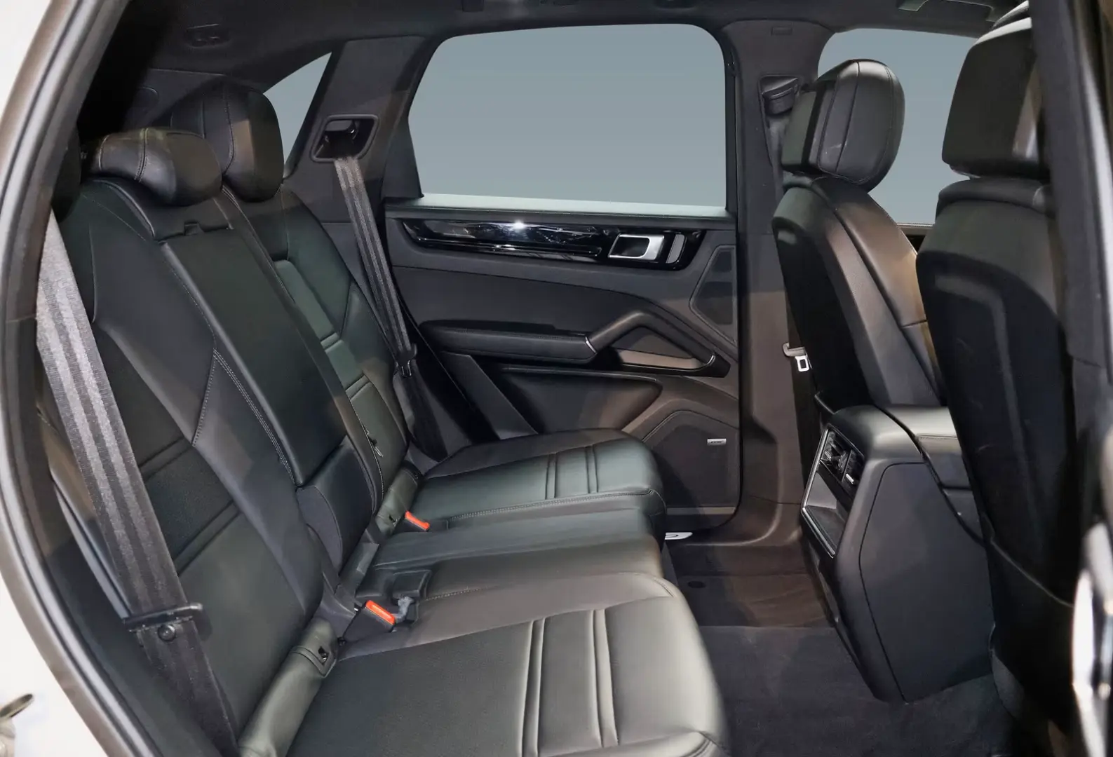 Porsche Cayenne E-Hybrid Luft; Pano; BOSE;