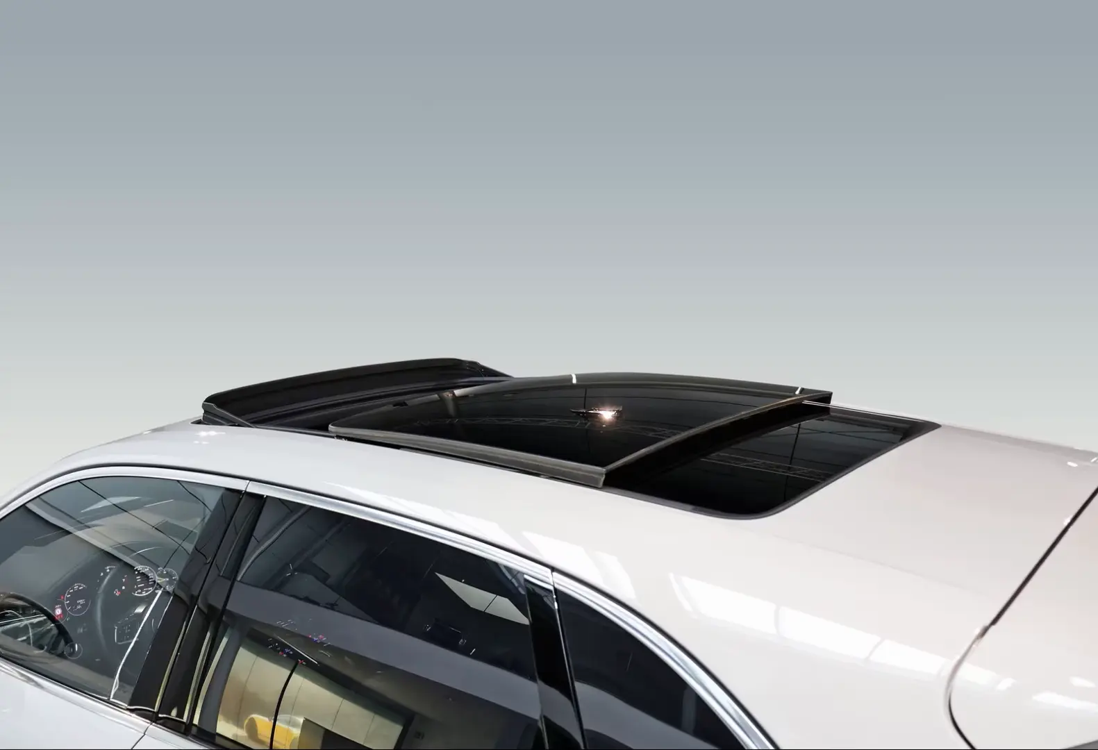 Porsche Cayenne E-Hybrid Luft; Pano; BOSE;