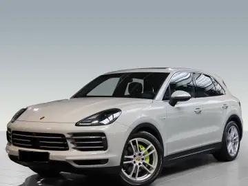 Porsche Cayenne E-Hybrid Luft; Pano; BOSE;