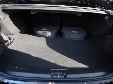 E 300 de BURM AMG KAMERA SPUR DISTR PDC STANDH