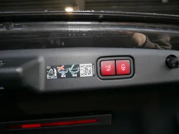 E 300 de BURM AMG KAMERA SPUR DISTR PDC STANDH