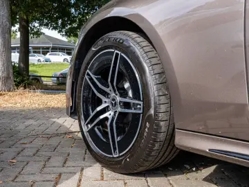 E 300 de AMG-Sport/LED/Cam/Pano/Night/Distr/Totw