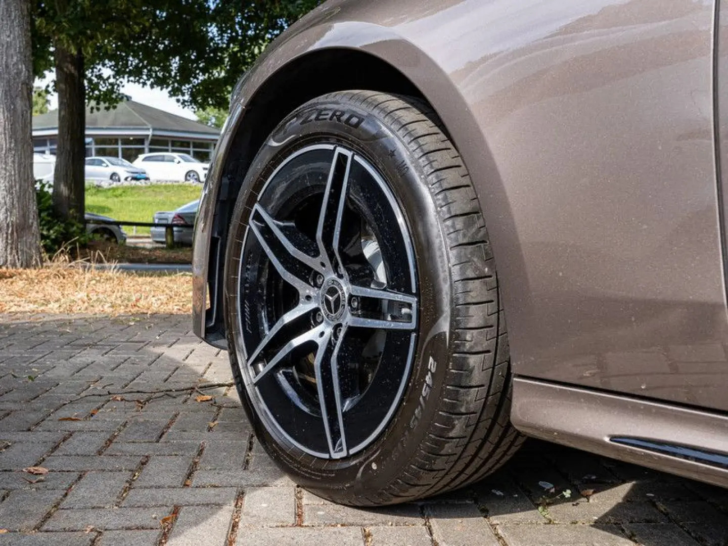 E 300 de AMG-Sport/LED/Cam/Pano/Night/Distr/Totw