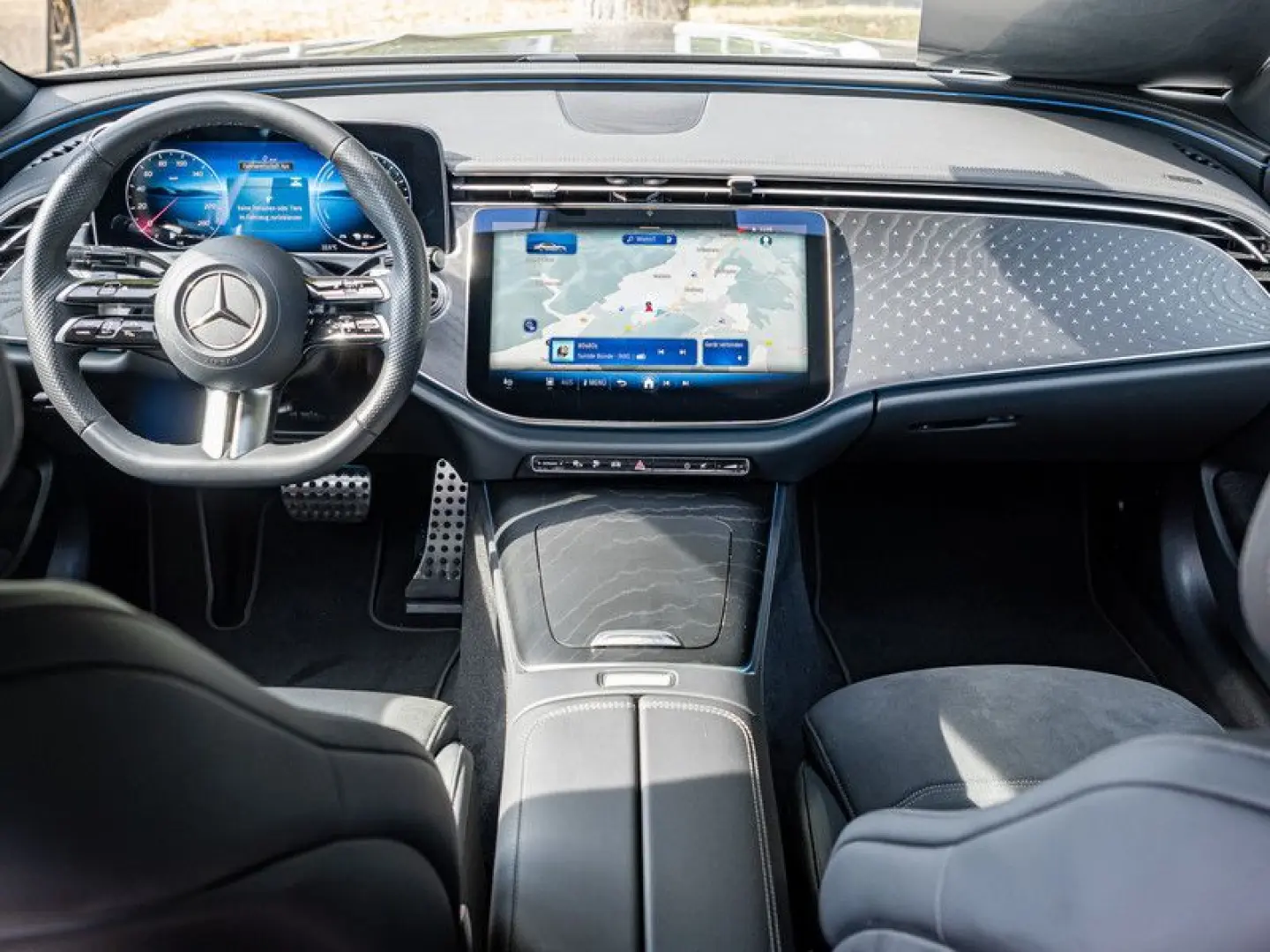 E 300 de AMG-Sport/LED/Cam/Pano/Night/Distr/Totw