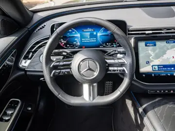E 300 de AMG-Sport/LED/Cam/Pano/Night/Distr/Totw