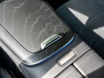 E 300 de AMG-Sport/LED/Cam/Pano/Night/Distr/Totw