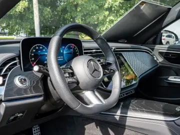 E 300 de AMG-Sport/LED/Cam/Pano/Night/Distr/Totw